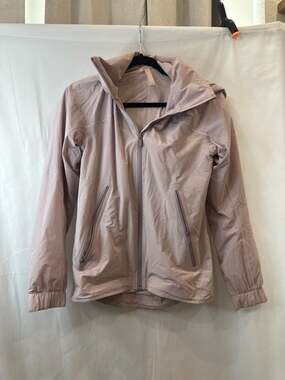 Lululemon Pink Mist Pack It Up Hooded Windbreaker Jacket